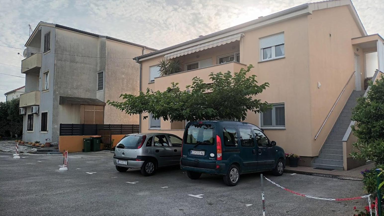 Apartment Marelja - Private Parking And Balcony Zadar Buitenkant foto